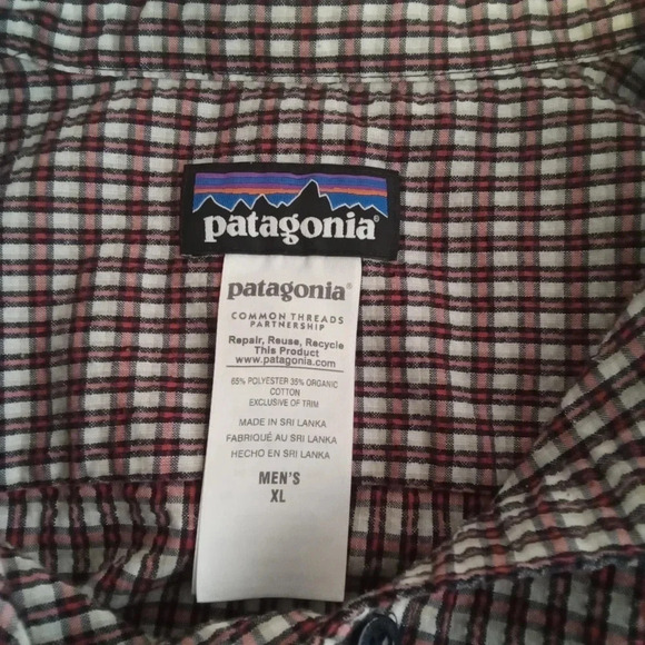 Patagonia red Plaid texture organic cotton button down men's size XL - Picture 4 of 7